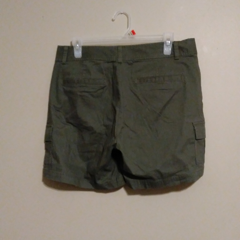 Shorts - Picture 2 of 2